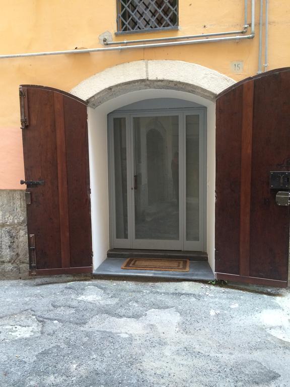 Antico Vicolo Apartamento Salerno Exterior foto